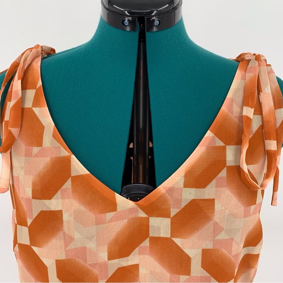 Cabi Pinwheel Top #5358, Peach and Brick Dust Layered Chiffon Sleeveless Top, L - Picture 5 of 17